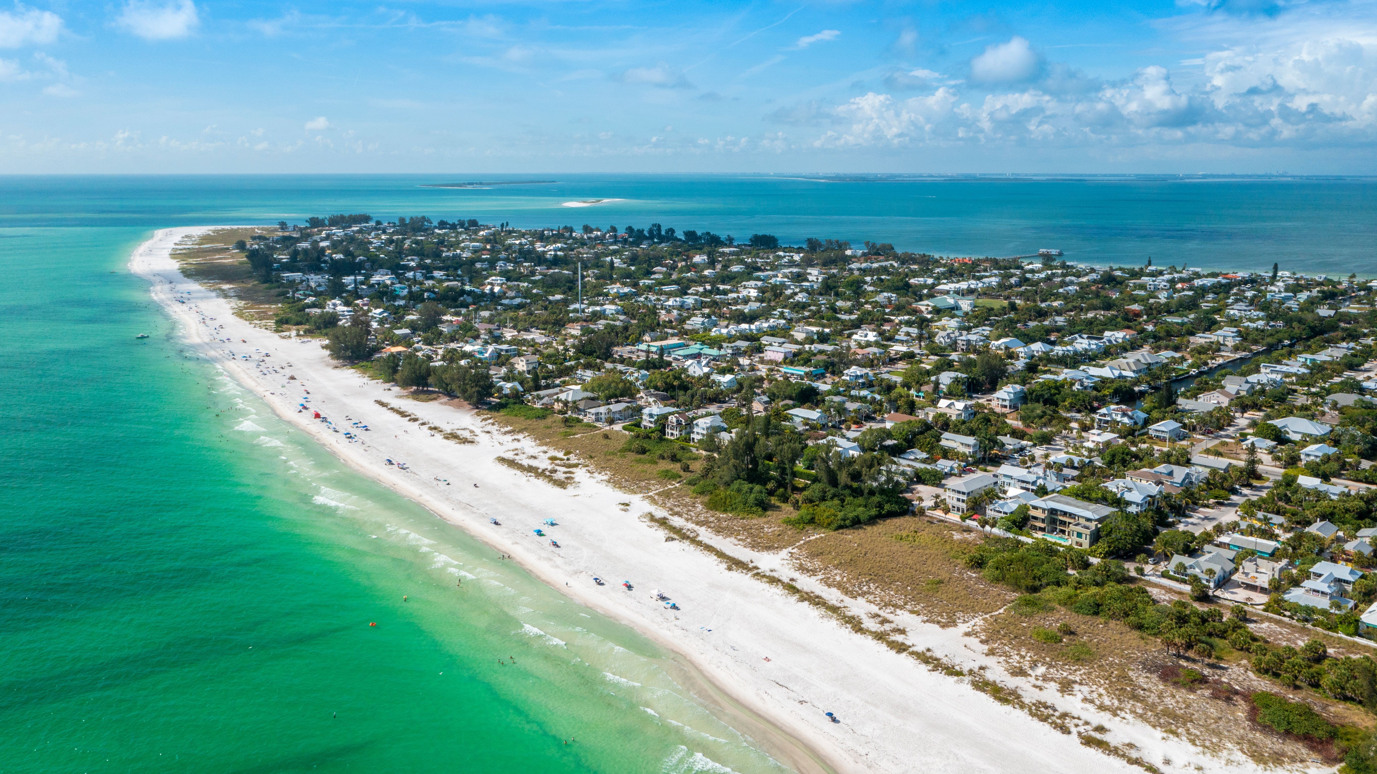 Beach Day Feeding: A Florida Parent's Complete Survival Guide